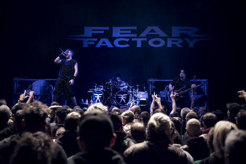 Fear Factory, Coopérative de Mai